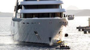 The 140m Solaris, linked to Abramovich, is met by Ukrainian protesters in Bodrum, Turkey.