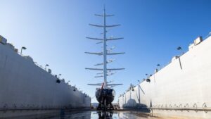 The DynaRig concept has already proven itself on sailing vessels such as the Maltese Falcon.