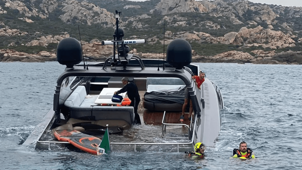 26m Canados yacht Manta sinks off Corsica after reef strike
