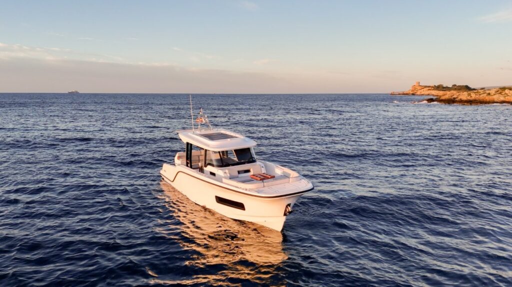 Aiata Wayfinder 38 day boat on the water