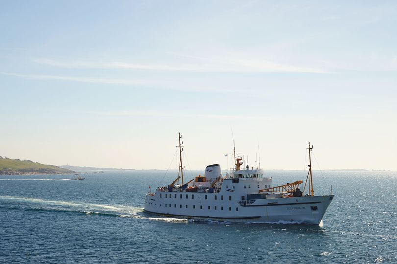 Replacement Scillonian Ferry Could Save Appledore Shipyard And 200 - the f!   amiliar sight of the scillonian iii in action