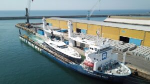 Peters & May use flo-flo loading techniques