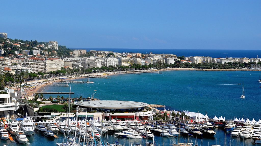 British crew member dies in Cannes superyacht collision - Marine ...