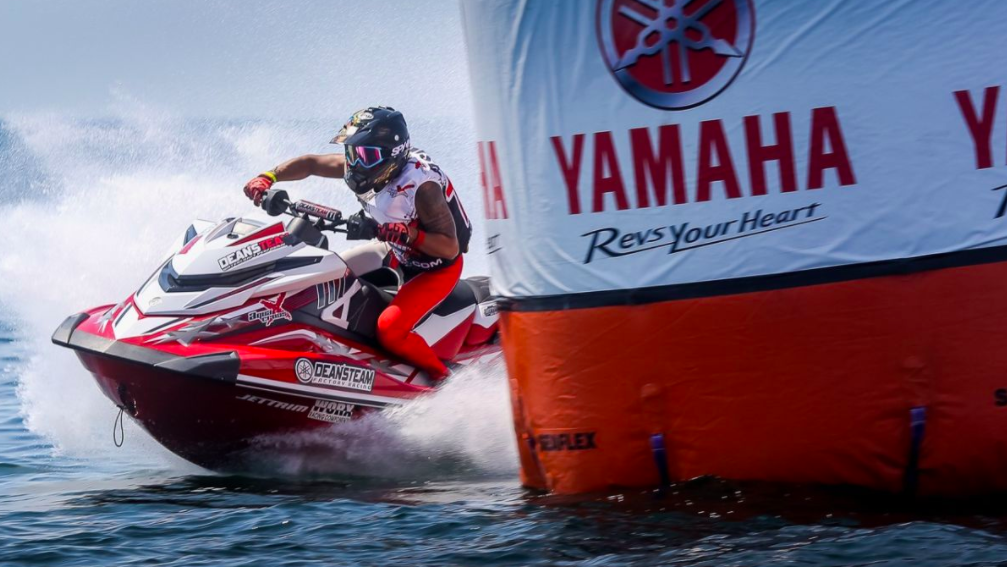 Yamaha waverider on the water