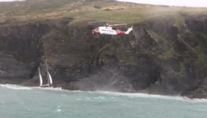 WATCH: Daring heli rescue as yacht breaks up on rocks off Salcombe