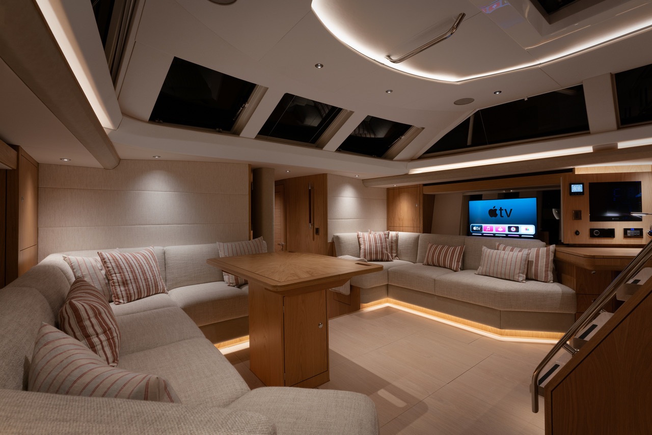 60 foot yacht interior
