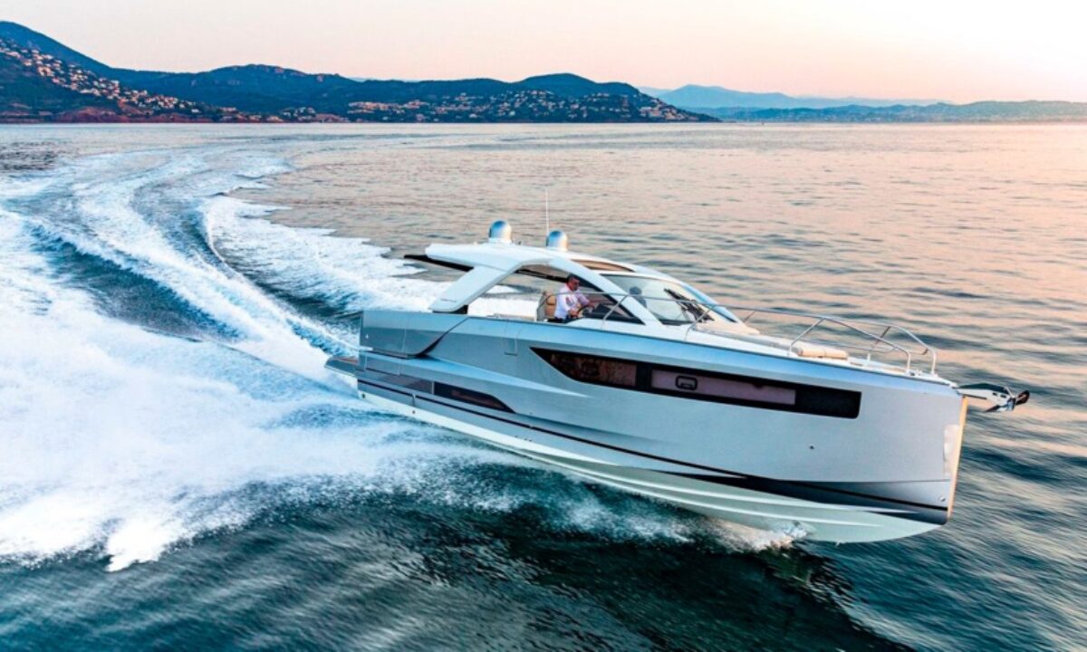 Comment Freine Un Bateau A Moteur Beneteau publie ses résultats du 1er trimestre et ses perspectives 2022 -  Marine Industry News
