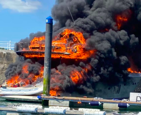 yacht-fire-torquay