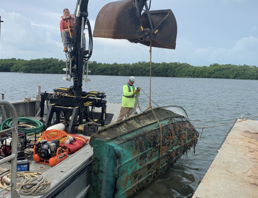Vesse Turn-In-Programm zur Bergung von Booten in Florida