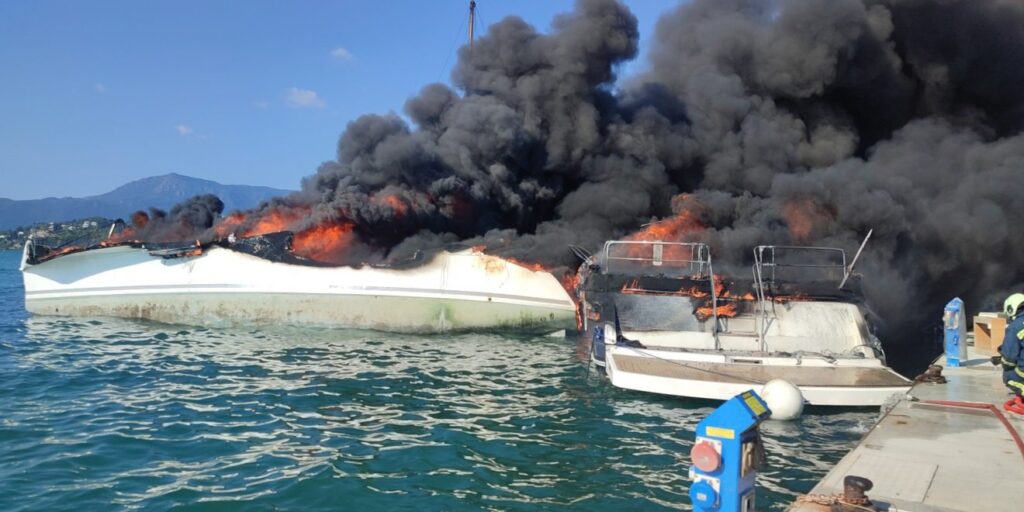 Incendio al porto di Gouvia