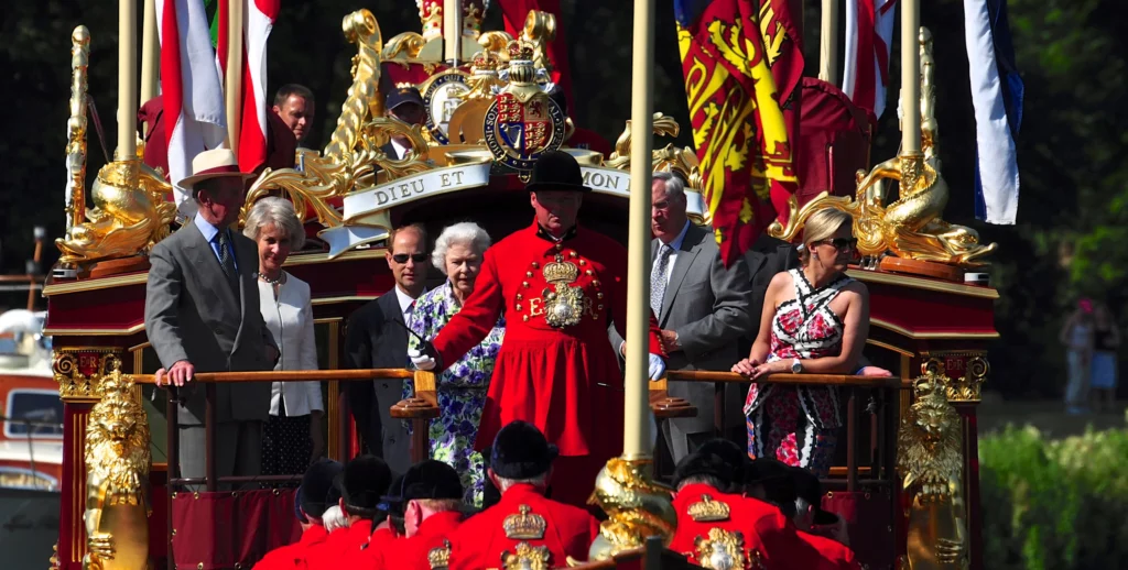 HM Queen and family on board ‘Gloriana’ in 2013