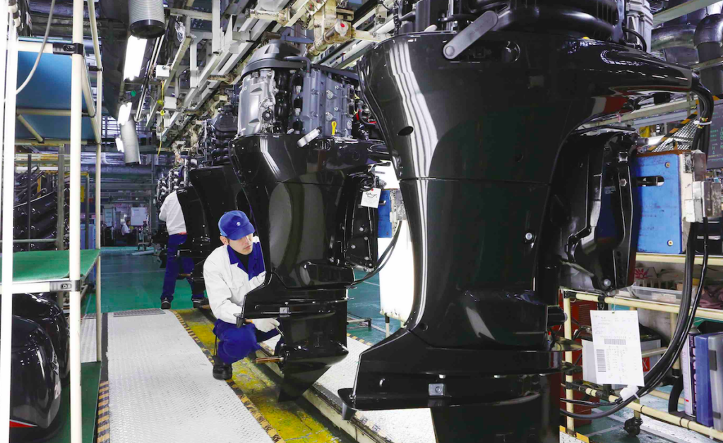 Подвесные моторы Suzuki в производстве