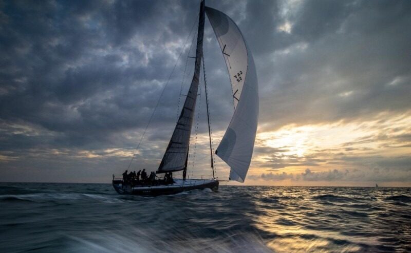 Caro genoot van een droomvlucht terug van de Scilly-eilanden © Paul Wyeth