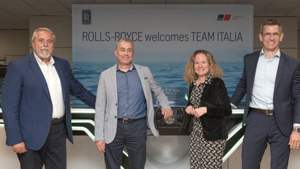 Rolls-Royce acquires Team Italia