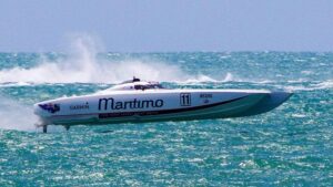 Maritimo выходит в страны Персидского залива с Dubai Power Boats