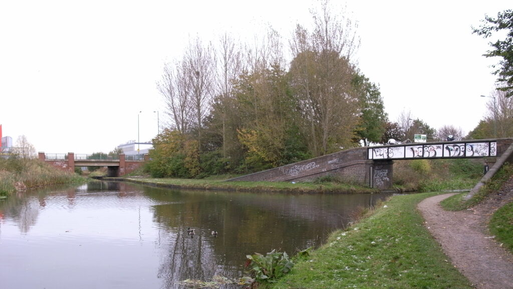 Birchills Junction canal bridge