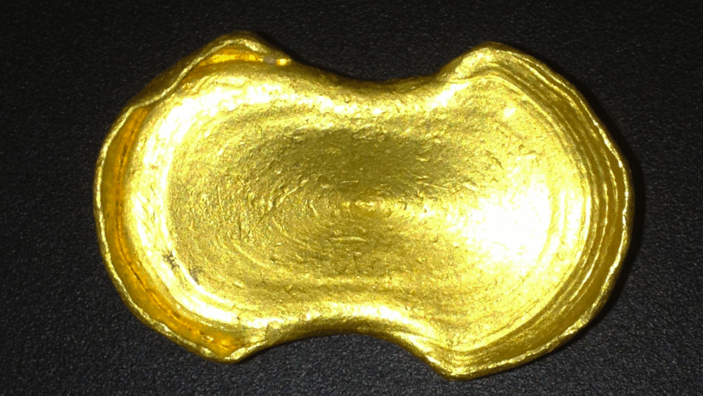 Gold from the shipwreck bought by British Museum (Image courtesy of The Trustees of the British Museum)