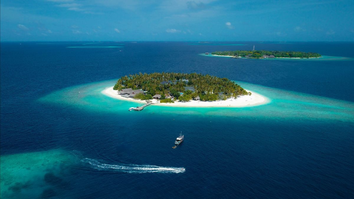 Maldives atoll