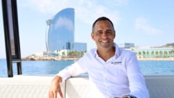 Thibaud Maudet profile photo with ocean in background