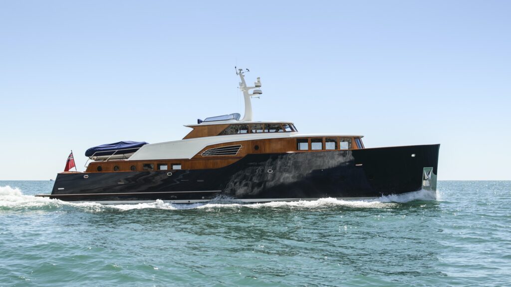 Spirit P70 on the water