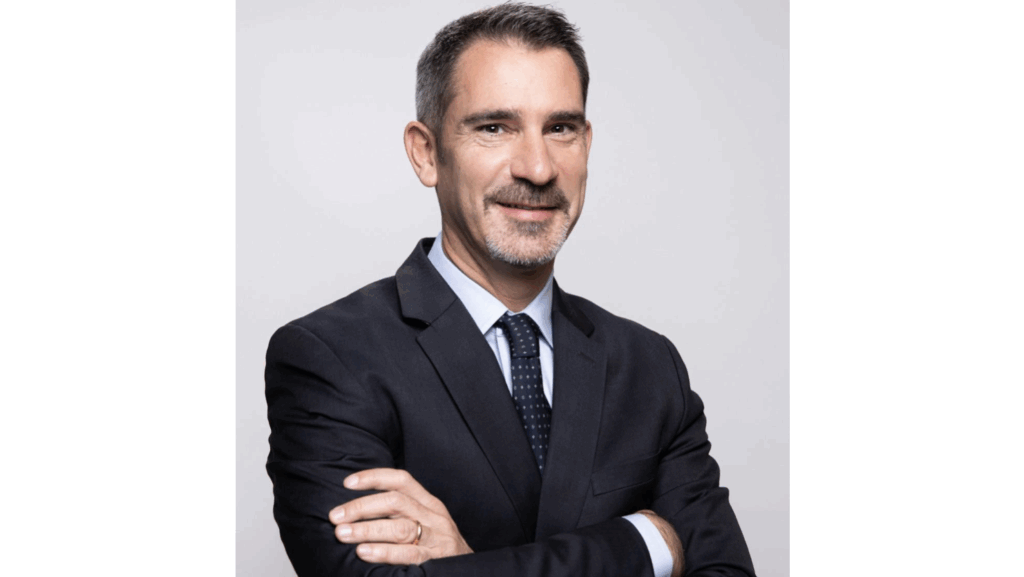 ritratto di Carlo Alberto Sisto - nuovo amministratore delegato di Azimut do Brazil