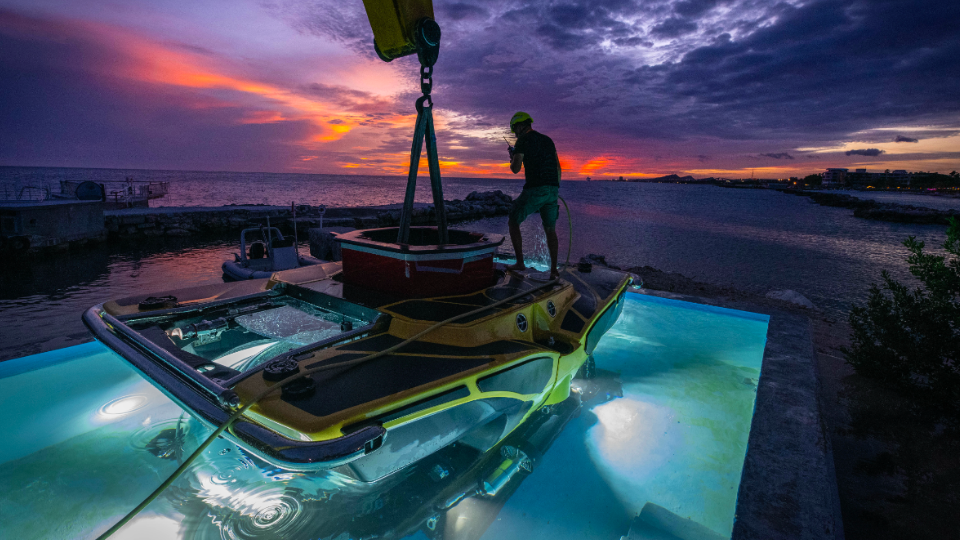 U-Boat Worx submersible getting ready for actions as company announces wet lease has been signed