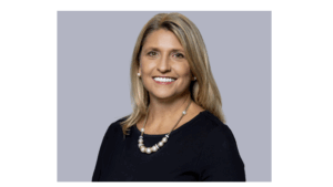 Ritratto di Paulee Day, nuovo CEO di West Marine