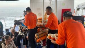 Rescued passengers after the sinking