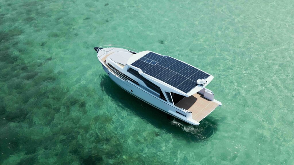 luxury 40ft motor boat with solar panels on saloon roof