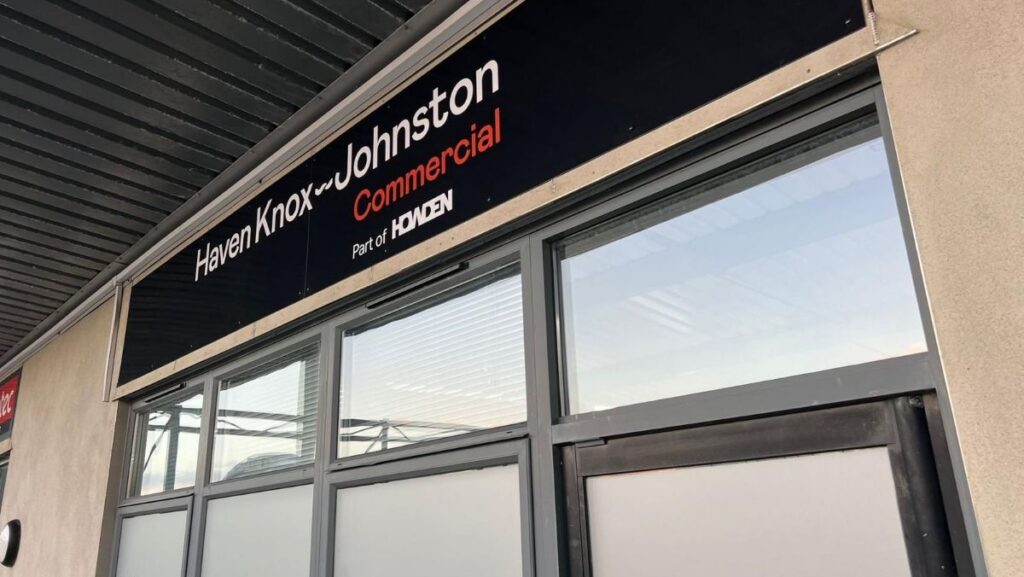 Tür zum Haven Knox-Johnson Büro