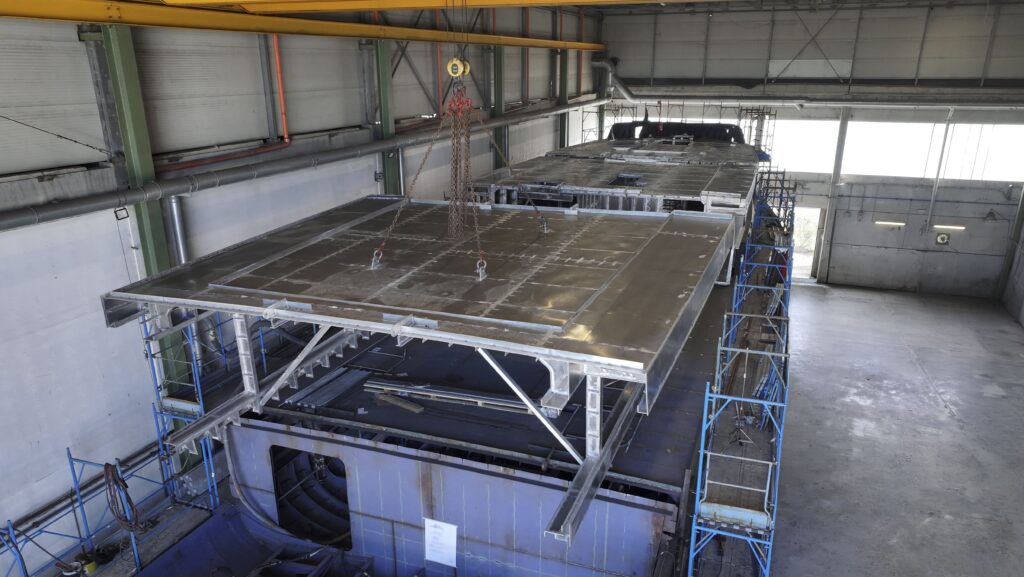 Cantieri di Pisa Custom 40m