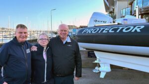 From left: Duco Snijder and Justien Hendriks from Watersportcentrum; Andy Andrews from PB Europe