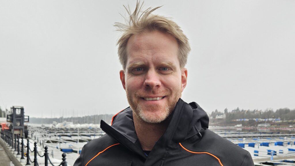Petter Mørland Pedersen from Lift Ocean in dark jacket