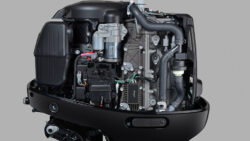 Suzuki outboard motor with cowl off