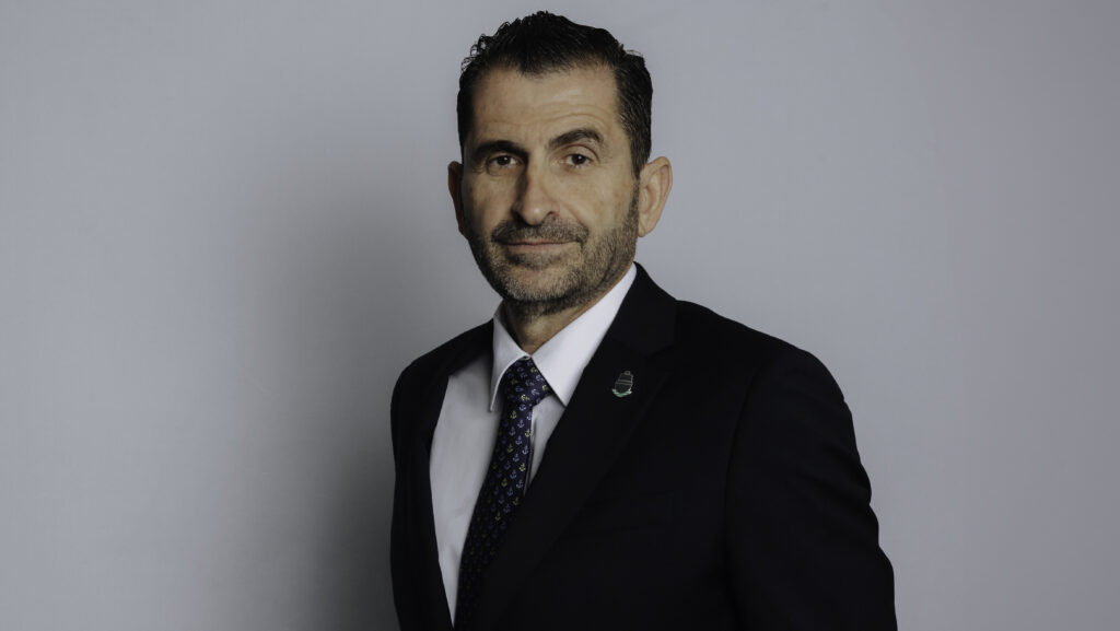 Thomas A. Kazakos, Generalsekretär der Internationalen Schifffahrtskammer,