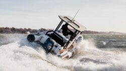 Arksen sport utiity boat view of stern