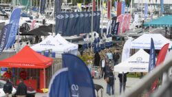 British Motor Yacht Showbusy pontoons
