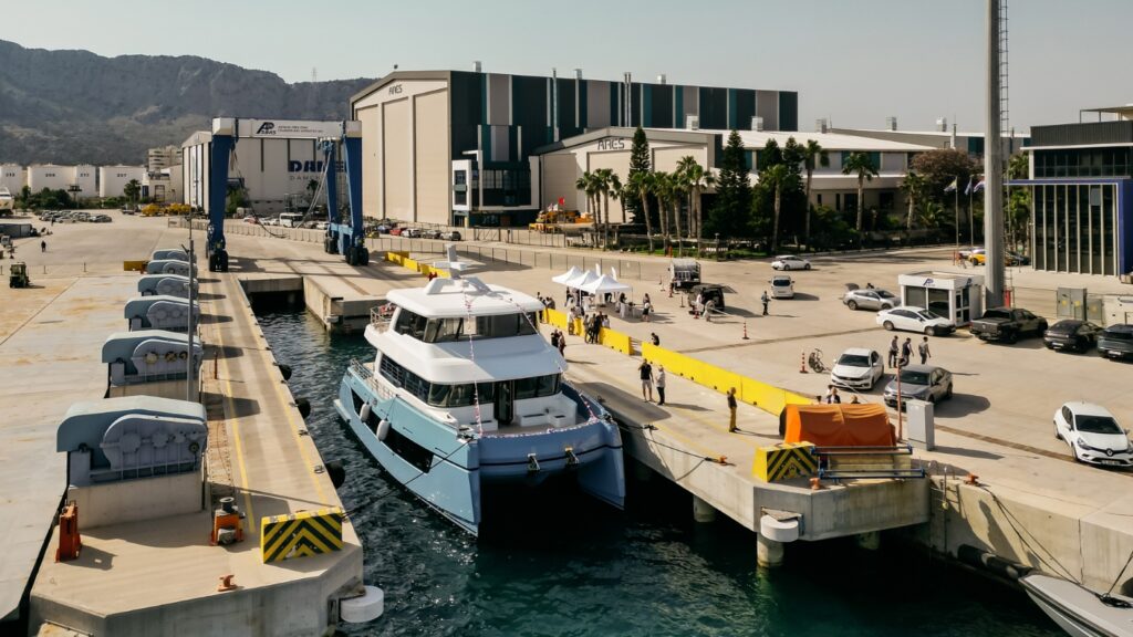 Bering BC60 launches