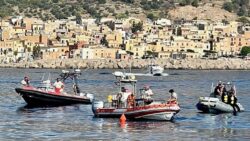 Boats from Italy’s Vigili del Fuoco and other agencies take part in the recovery effort after the luxury yacht Bayesian sank off Sicily on 19 August 2024. Image courtesy of Vigili del Fuoco