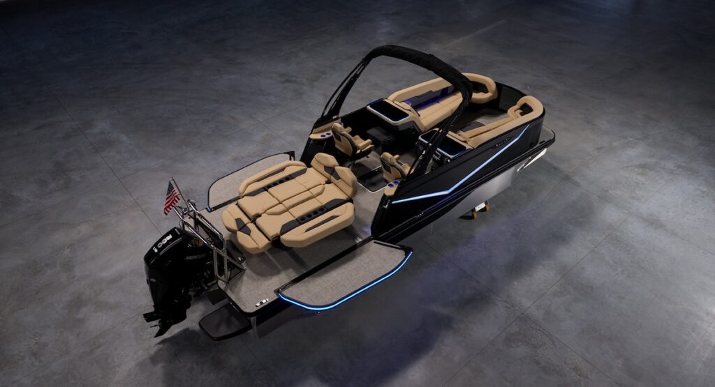 The Rove platform incorporates deployable Wings that expand deck space
