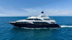 superyacht M/Y Kos