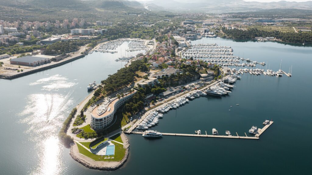 Splendid Yachting operates a central sales and service base at D-Marin Marina Mandalina in Šibenik, Croatia