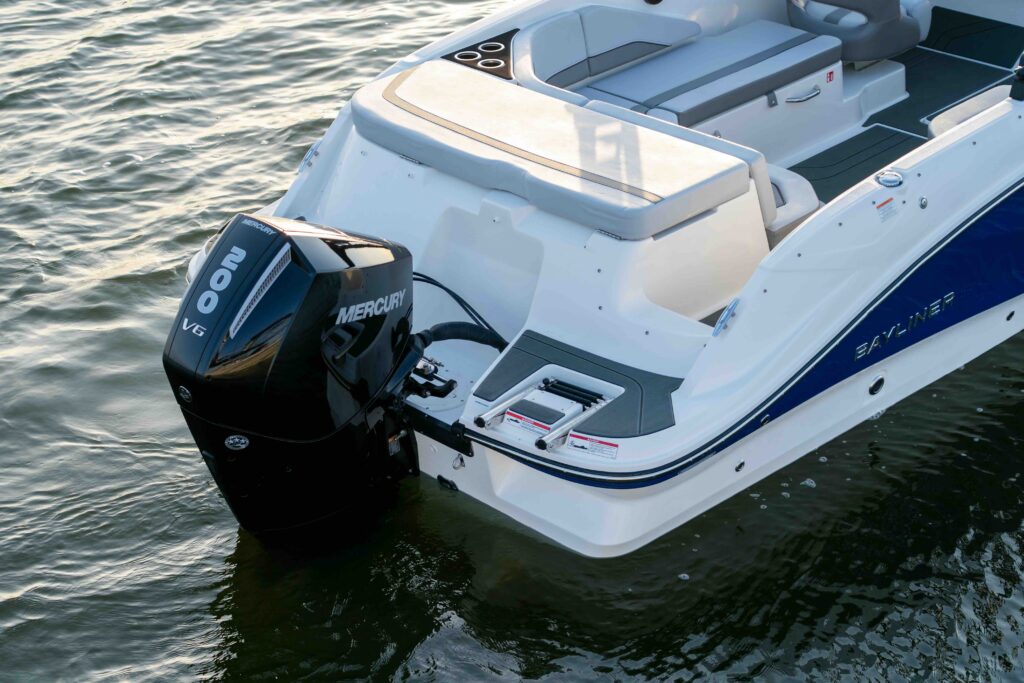 Stern view of outboard engine on speedboat