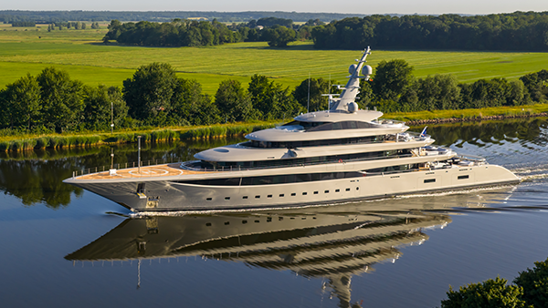 102.4-metre Nixie superyacht leaving German shipyard Lurssen