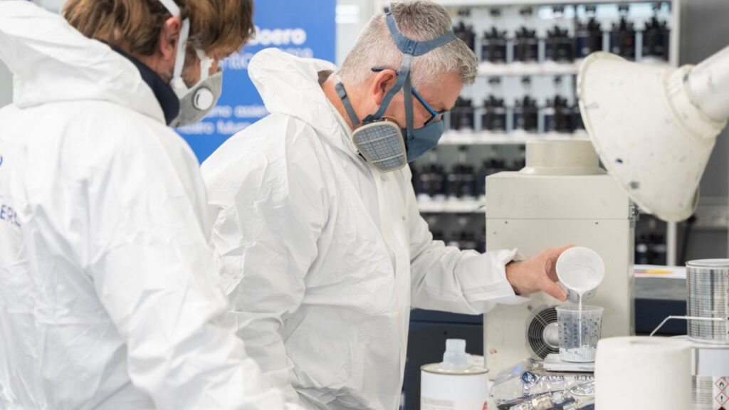 lab technicians