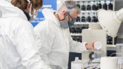 lab technicians