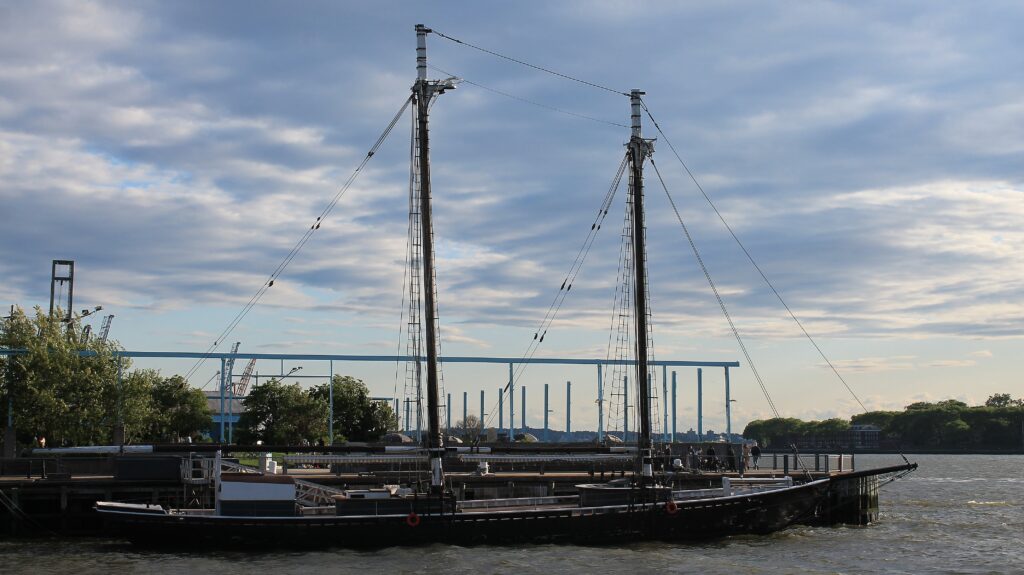 Floating restaurant Pilot docked at Brooklyn Bridge Park