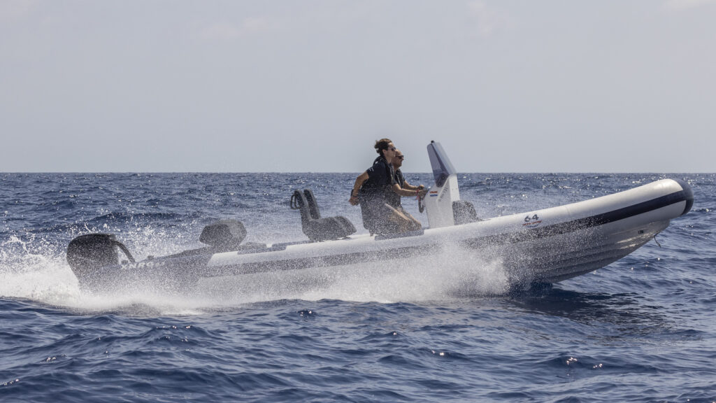 The race was held in offshore conditions that included Force 4 winds
