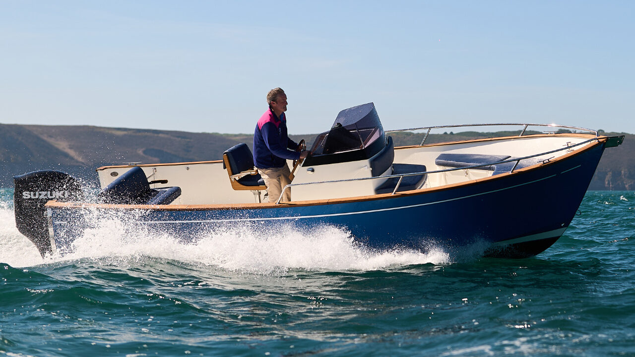 French motor yacht brand Rhéa Marine appoints UK distributor