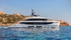 Beneitti Oasis 36M on the water